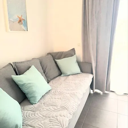 Sissy Tenerife Mareverde * أذيخي